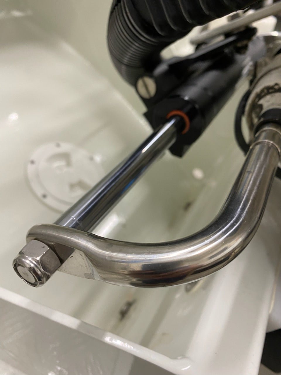 Outboard Hydraulic Steering up to 150HP - Boat Steering Australia